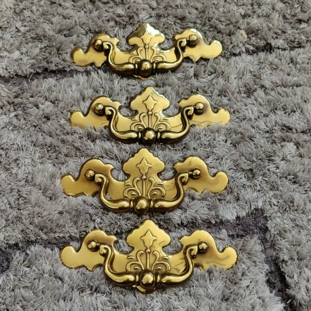Vintage Brass Chippendale Batwing Drawer Pulls 5.75" x 2.25" NOS Lot of 4 - Picture 3 of 9
